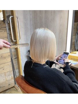 スワン サッポロ(SWAN sapporo) 髪の明るさそこで諦めたら試合終了ですよ。