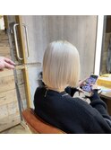 髪の明るさそこで諦めたら試合終了ですよ。