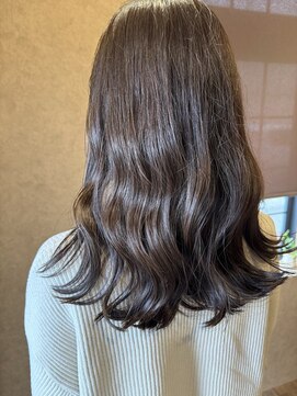 イロハ(iroh) ロングヘア/オリーブベージュ/頭浸浴