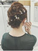 サイド編み込みまとめ髪