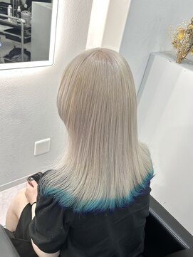 シェイロ(Cielro) ホワイトベージュ×裾カラー/こなれミディ