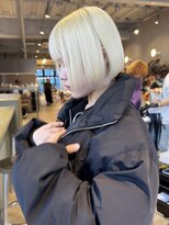 ダブ ムート(DaB MUUT)&nbsp;ハイトーンブロンドボブ