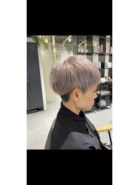 美容室カードル 新小岩店(Cadre) 【20代・30代・40代】おススメ似合わせプラチナホワイトショート