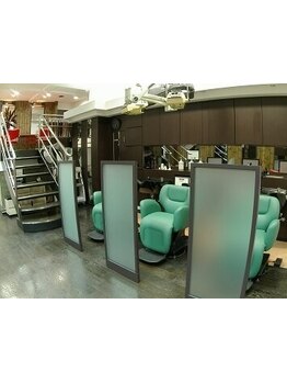 【石川台駅徒歩1分】駅近で通いやすいから長く通うのにちょうどいいサロン♪トレンドに敏感な学生さんも◎