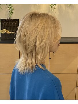 ブロンドカラー×ウルフレイヤー