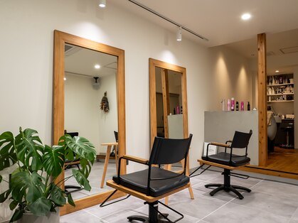 ウルバーノ(URBANO)の写真