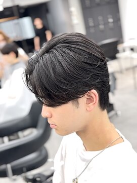 オーバル バイ アピッシュ(OVARL by apish) パーマ落とし曲がる縮毛矯正フェザーパーマセンターパート