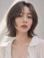 ヴェイン 渋谷(vain)&nbsp;くびれショート センターパート フェイスライン 美髪 グレージュ