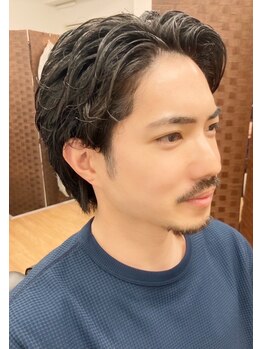 ガネイス(ganeis)の写真/【メンズ専用理容室/カット+眉カット¥5720】仕事帰りにもOK!プロによるサロンでのケアで清潔感も◎