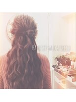 ヘアメイクアンドセットサロン リッコ(Hair make&set salon Ricco)&nbsp;梅田セットサロンＲｉｃｃｏリボンウエーブハーフアップ