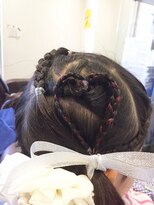グラッド ヘアーアンドエステ(GLAD hair&esthe)&nbsp;キッズ発表会アップアレンジスタイル