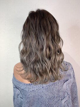 モーション 新宿(motion) バレイヤージュ