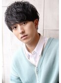 ライトパーマでかっこよく!簡単スタイリングのバルーンマッシュ
