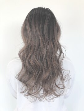 テジナ(tejina) ハイライトバレイヤージュ×グレージュ