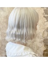 マギーヘア(magiy hair)&nbsp;ホワイトカラー［magiyhair西部笑］