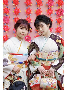 ジューム(Jeum) 【お友達と一緒に☆】成人式前撮り♪振袖レンタル