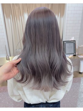 ロンド レア 天神大名店(Lond Le’a) デザインカラー/レイヤーカット/ウェットヘア/オリーブベージュ