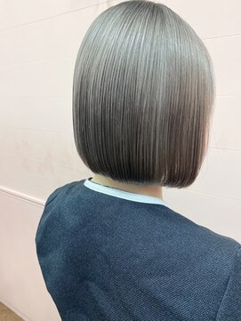 イルウィ(irwi) 【トレンド】グレージュカラー　ピンクベージュインナーカラー