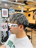 ホワイトメッシュにツイストは文句なしのサマースタイルでしょ
