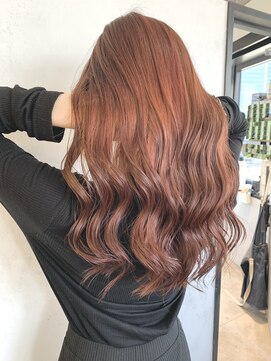 イリ 心斎橋(ili) ピンクカラー