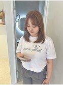 ミルクティーベージュ