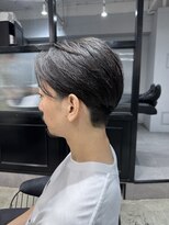 ナチュラルショート 刈り上げショート センターパート