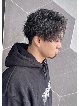 ブランシェ(branche) 【1ミリにこだわるカット】/ツイストスパイラル