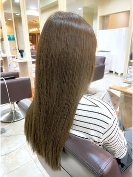 バニラ 古川店(VENIRE) オリーブベージュ