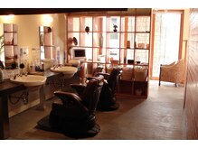 ヘア リゾート ヴィラ(hair resort villa)の雰囲気（店内）