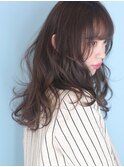 アッシュグレージュ◇大人のゆるふわロングヘア