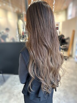 アットラップレーヴ(attrape-reve) 【attrape-reve】大人かわいい☆外国人風カラー♪透明感ベージュ