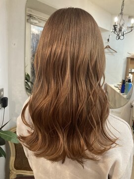 アミュレ(Amule) 愛されメルティ―アッシュブラウンカラーウェーブミディアム