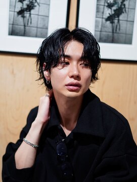 ライラ(Lyla) ニュアンススパイラルセンターパート