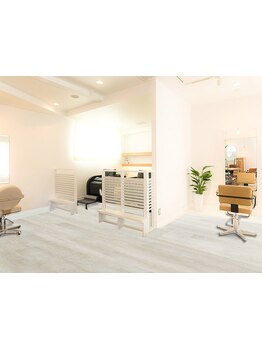 【人気のプライベートサロン】リラックスいただける空間でお悩みに合わせて、カットカラーはお任せ下さい♪