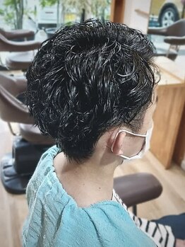 サロンドヒサヨ(salon do HISAYO)の写真/理美容併設でメンズ大歓迎！ビシッとビジネススタイル～遊び心あるトレンドスタイルまで幅広く対応可◎