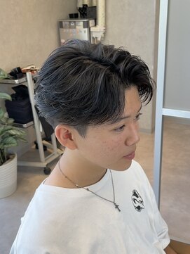 ジーナ 天神(Zina) 【Zina】メンズ/韓国/センターパート/縮毛矯正/福岡/天神/大名