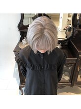 【大人気ホワイトシルバー】【広島/ブリーチ/ハイトーン/ダブルカラー】