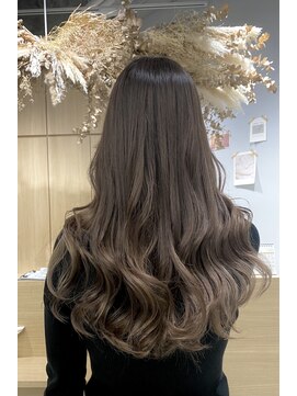 アヴァンス 京橋店(AVANCE) ミディアムヘア/デザインカラー/フェイスフレーミング/京橋