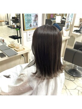 カフェアンドビューティー エスト 越谷(cafe&beauty est) 前下がりロブ