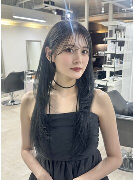 クレム 博多駅店(ChLem) ミディアムレイヤー 艶カラー 暗髪 韓国風 髪質改善 福岡美容室