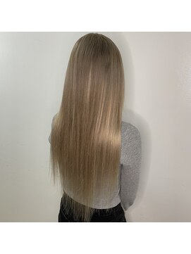 ラニシス ヘアー(Lanisis Hair) 艶ツヤの