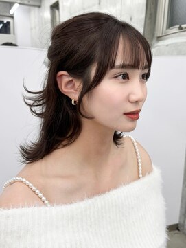 エヌアイ オモテサンドウ(ni omotesando) 顔まわりカット/結んで可愛い