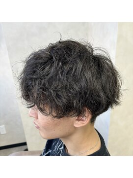 【ボリューム感】ゆるめツイストスパイラルパーマ