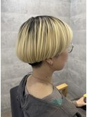 ラインで魅せるハイトーンマッシュ