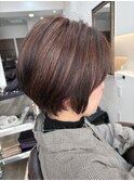 ザクロカラー小顔ショート