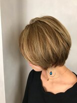 ラトリエ ブロカント 立川北口店(L'atelier BROCANTE)&nbsp;3Dカラー 丸みショート イルミナカラー  ハイライト