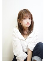 ディスオモテサンドウ 表参道(This OMOTESANDO)&nbsp;フェミニンモテミディー【表参道】山本