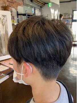 ティンク Hair Tink メンズツーブロマッシュ