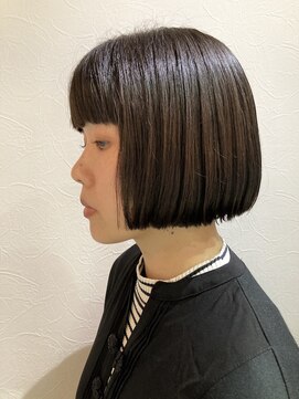 シアン(cian) 切りっぱなしミニボブ