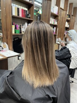 ラフ(LAFF) #黒髪#ボブルフ#ネビージュ#小顔#ワンレン